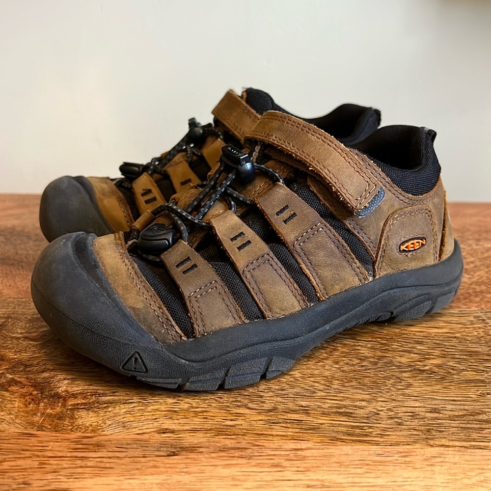 Keen brown leather shoes size 13